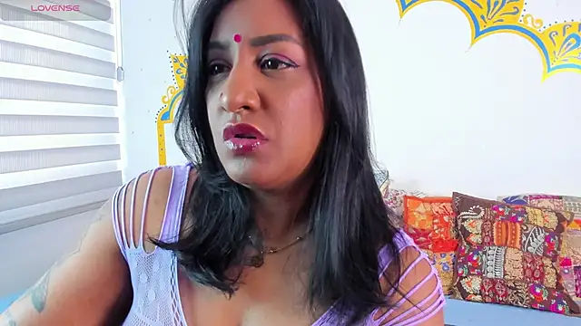 LadyNahir online show from March 2026 05:02:01 AM