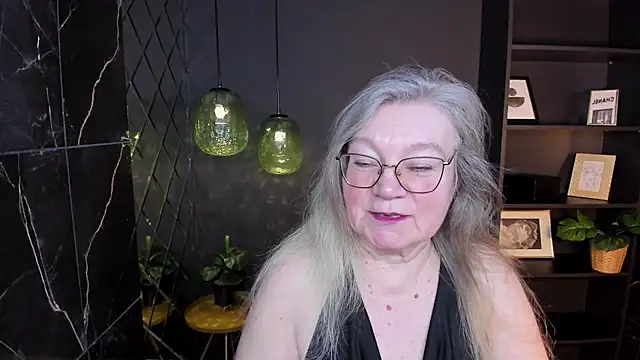 NataliMellow online show from February 2026 01:01:02 PM