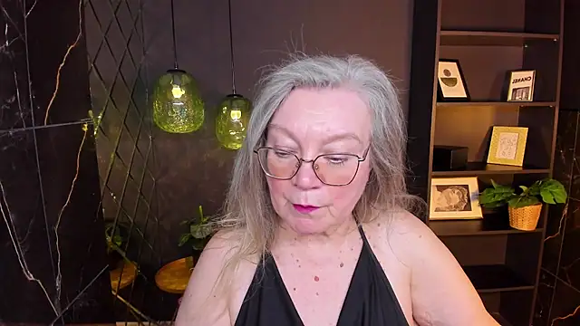 NataliMellow online show from April 2026 01:24:01 PM