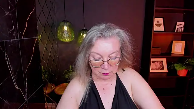 NataliMellow online show from June 2026 01:11:01 PM