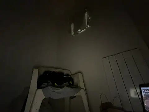 Snapshot of Enderson007 chatting on October 2025 10:20:02 PM Enderson007 online show from October 2025 10:20:02 PM