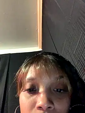 Rakiyahcharms online show from December 2025 04:07:02 AM