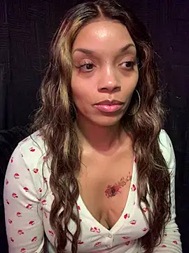 Rakiyahcharms online show from January 2026 03:10:02 AM