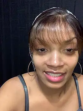 Rakiyahcharms online show from February 2026 02:38:02 AM