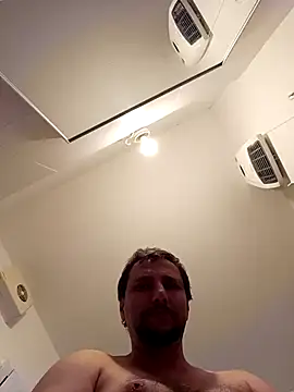 Snapshot of Miki20677 chatting on December 2025 05:08:02 PM Miki20677 online show from December 2025 05:08:02 PM