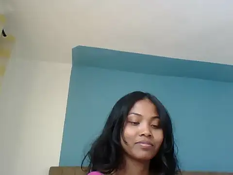 naya86 online show from September 2025 11:43:01 AM