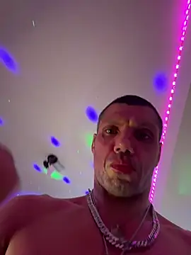 Snapshot of TOYTOYNOW chatting on February 2025 12:05:02 PM TOYTOYNOW online show from February 2025 12:05:02 PM