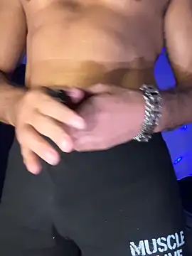 Snapshot of TOYTOYNOW chatting on February 2025 11:21:02 PM TOYTOYNOW online show from February 2025 11:21:02 PM