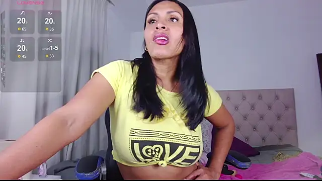 ms freyax online show from September 2025 04:03:01 AM