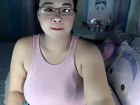 hersheykisses07 online show from February 2026 03:18:02 AM