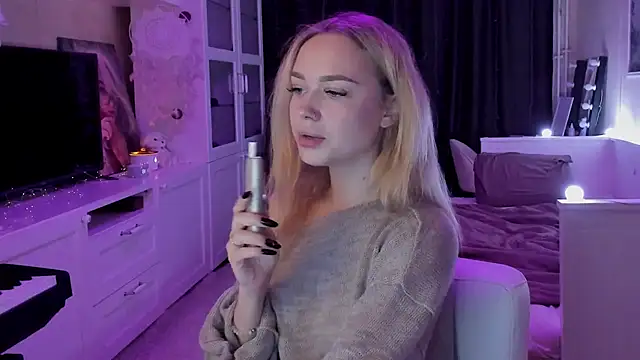 MaryDreaminess online show from September 2025 07:19:02 PM