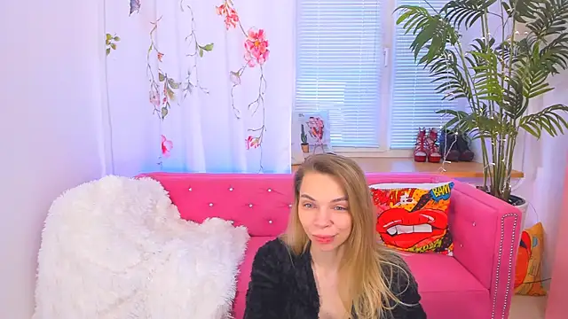 Snapshot of The_Deep_Passion chatting on February 2025 06:50:02 AM The Deep Passion online show from February 2025 06:50:02 AM