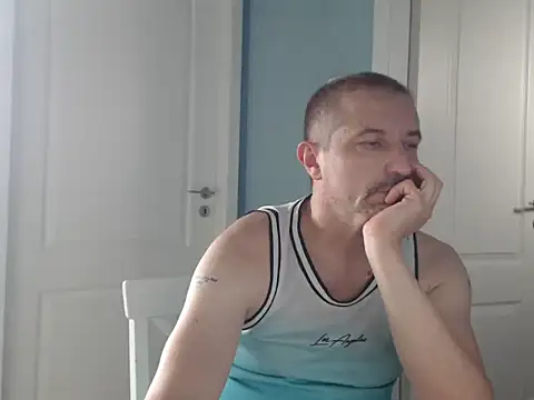 MisterFaithRO online show from June 2026 01:26:01 PM