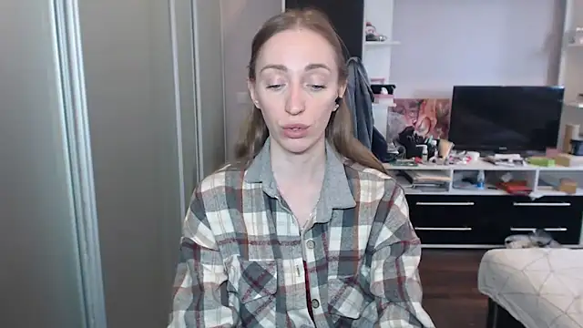 Natalimeowks online show from June 2026 03:39:02 PM
