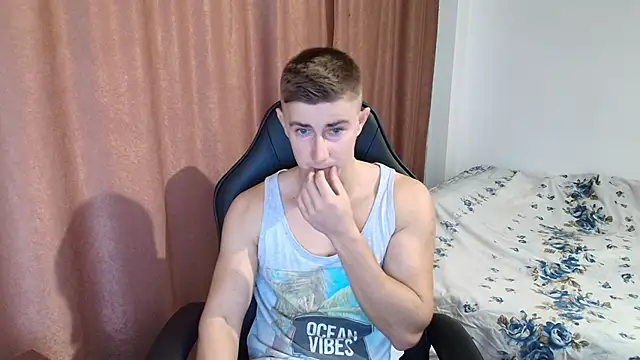 Todhorny9873 online show from January 2025 07:57:01 AM