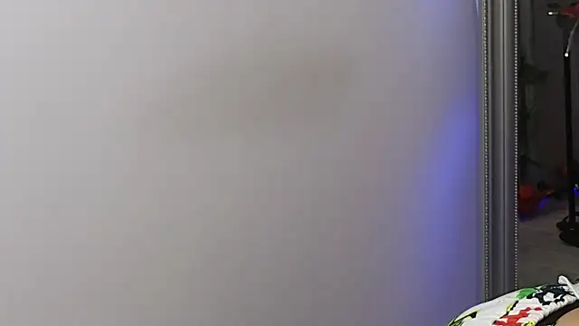 JuliaJuliette online show from March 2025 08:27:02 PM