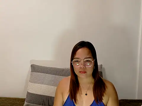 BURBERRY69 online show from April 2026 02:12:01 PM