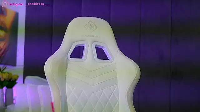 perfectt33n online show from December 2025 04:15:01 PM