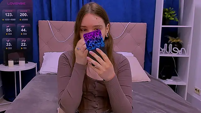 Snapshot of Janie_JJ_Curvie chatting on March 2026 01:30:01 AM Janie JJ Curvie online show from March 2026 01:30:01 AM