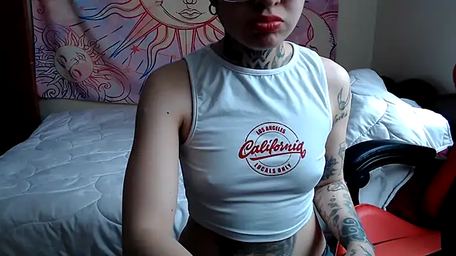 ArrangedFoot online show from February 2026 09:02:01 PM