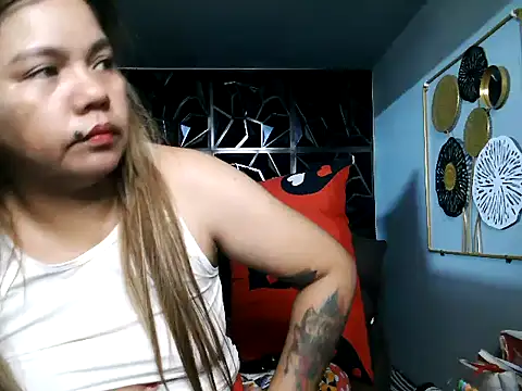 ambersmile online show from September 2025 10:32:01 PM