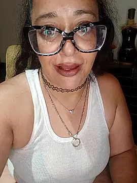 PichyPrettyPussy online show from October 2025 06:30:01 PM