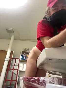 Snapshot of Valarie83 chatting on February 2025 12:48:01 PM Valarie83 online show from February 2025 12:48:01 PM