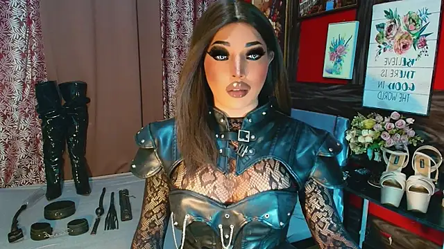 trixxielicious online show from December 2025 12:11:02 PM