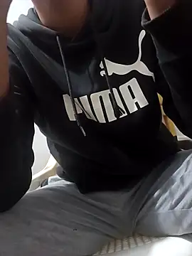 Sirius 5 online show from November 2025 05:43:01 AM