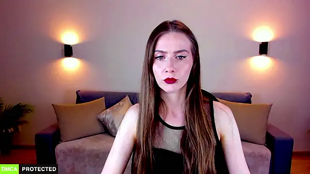 TheWoman   online show from February 2026 07:01:02 PM