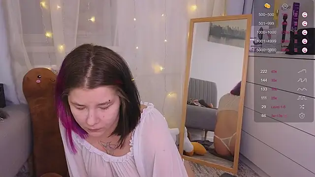 Mira Falls online show from January 2025 05:15:02 AM