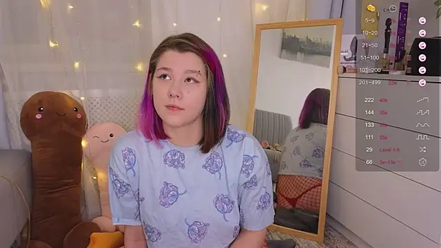 Mira Falls online show from January 2025 05:16:01 AM