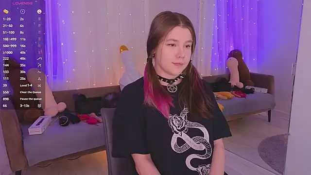 Mira Falls online show from March 2026 05:56:02 AM