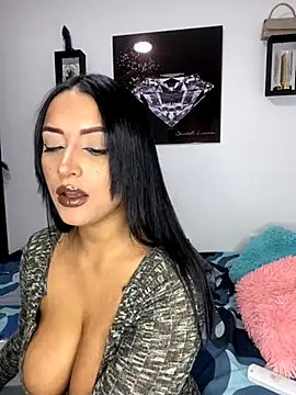 Shantal Lovee online show from October 2025 12:52:02 AM