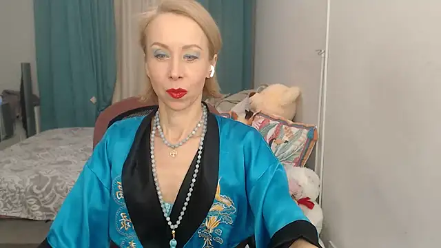 Snapshot of LuxuryNika chatting on February 2025 02:38:02 PM LuxuryNika online show from February 2025 02:38:02 PM