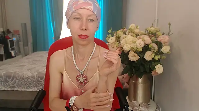 LuxuryNika online show from July 2026 10:39:01 AM