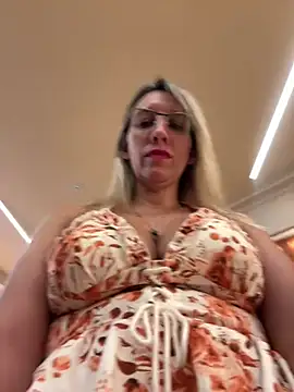 Gatitacarlita online show from February 2025 05:47:02 PM