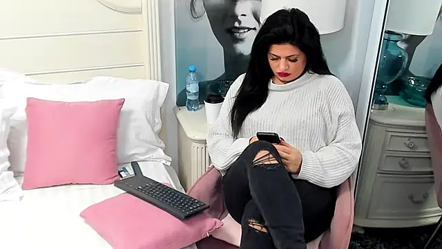 Snapshot of Heidix chatting on January 2025 04:07:01 AM Heidix online show from January 2025 04:07:01 AM