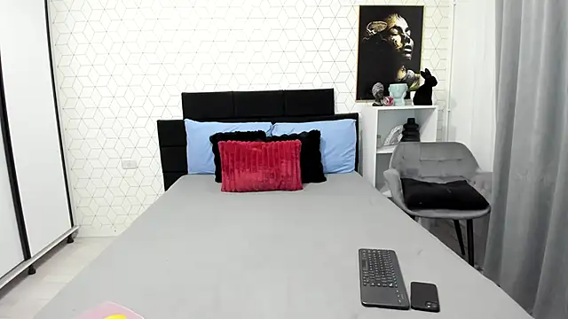 Heidix online show from April 2026 02:54:01 AM