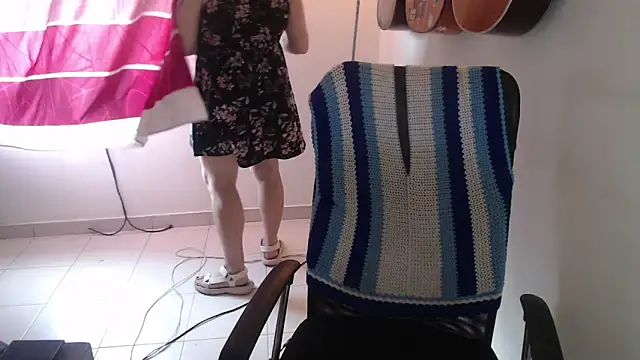 Smoke trip Alicia online show from December 2025 11:15:01 AM