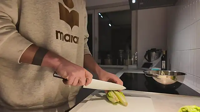 Snapshot of Jayjay1999x chatting on March 2025 07:44:02 PM Jayjay1999x online show from March 2025 07:44:02 PM