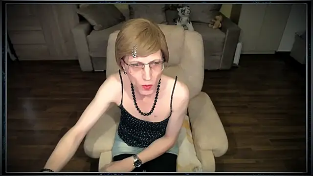 clementine online show from November 2025 09:53:01 AM