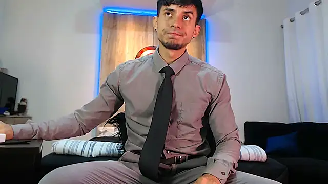 Andrew 4  online show from February 2025 02:04:02 AM