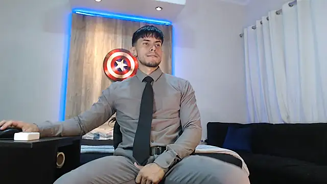 Andrew 4  online show from February 2025 02:27:01 AM