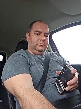 Andrew1900529 online show from February 2025 01:38:02 PM