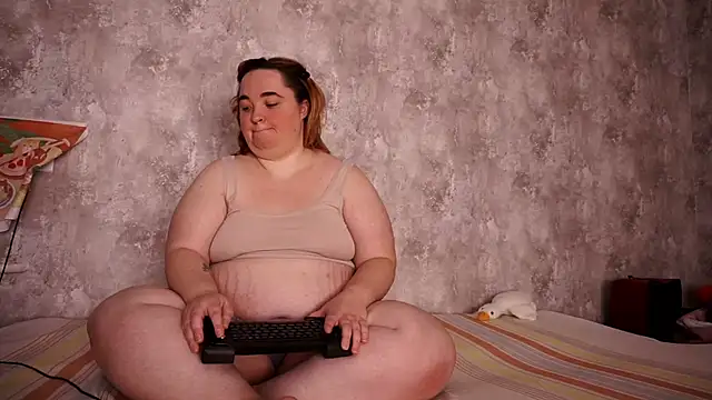 Evelively online show from February 2025 05:18:02 PM