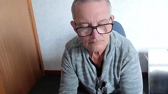 bigballnz online show from December 2025 09:31:02 PM