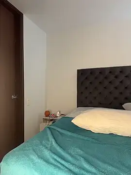 kamivolkano online show from February 2026 05:55:02 PM