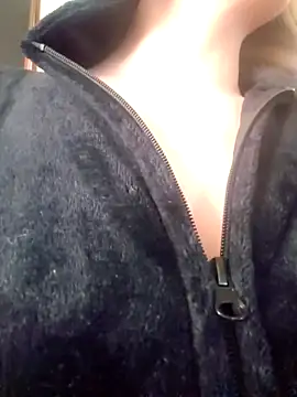 PinkTheHawk online show from March 2026 01:33:01 AM