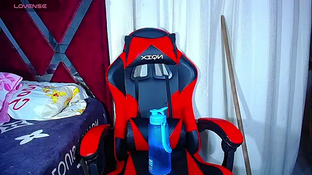 Snapshot of DanisaBrown chatting on September 2025 02:06:02 PM DanisaBrown online show from September 2025 02:06:02 PM